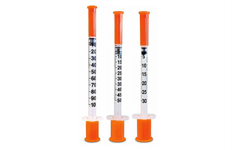 Disposable syringe with needle for insulin
